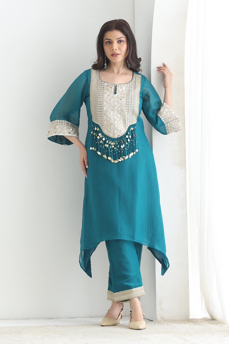 Reet Turquoise Silk Embellished Kurta Set