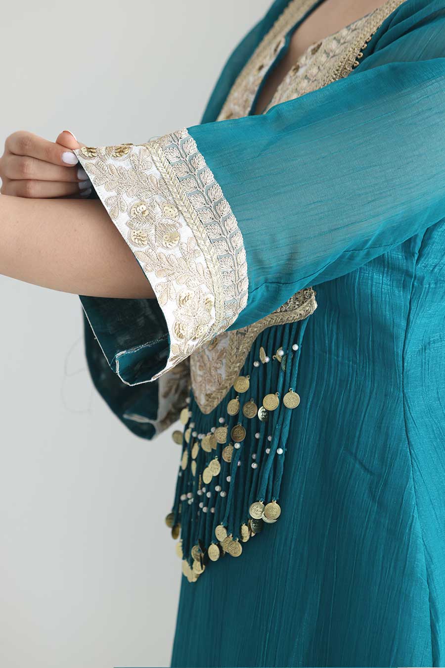 Reet Turquoise Silk Embellished Kurta Set