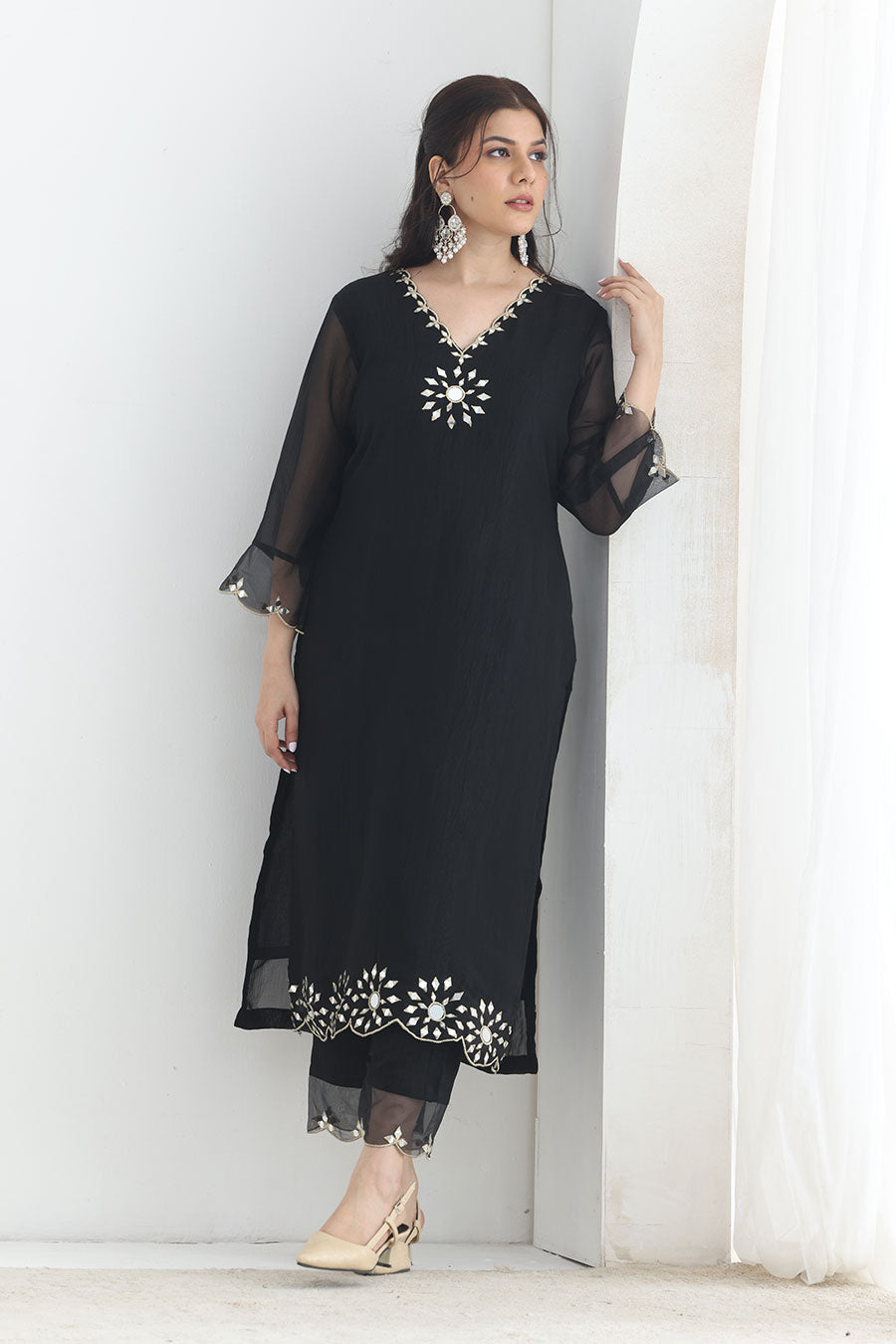 Raina Black Crushed Silk Embellished Kurta Set