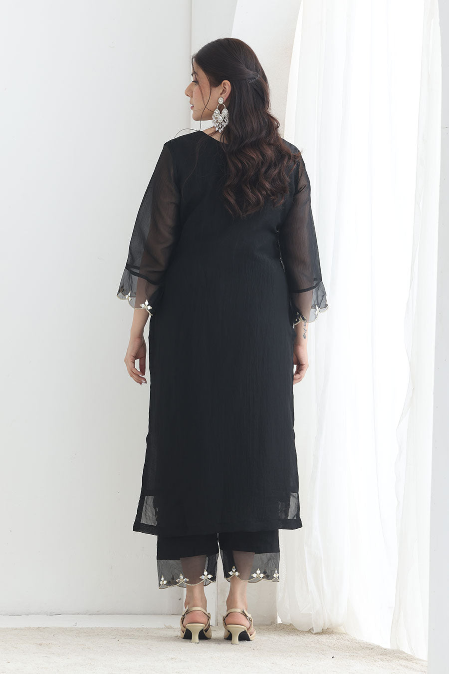 Raina Black Crushed Silk Embellished Kurta Set