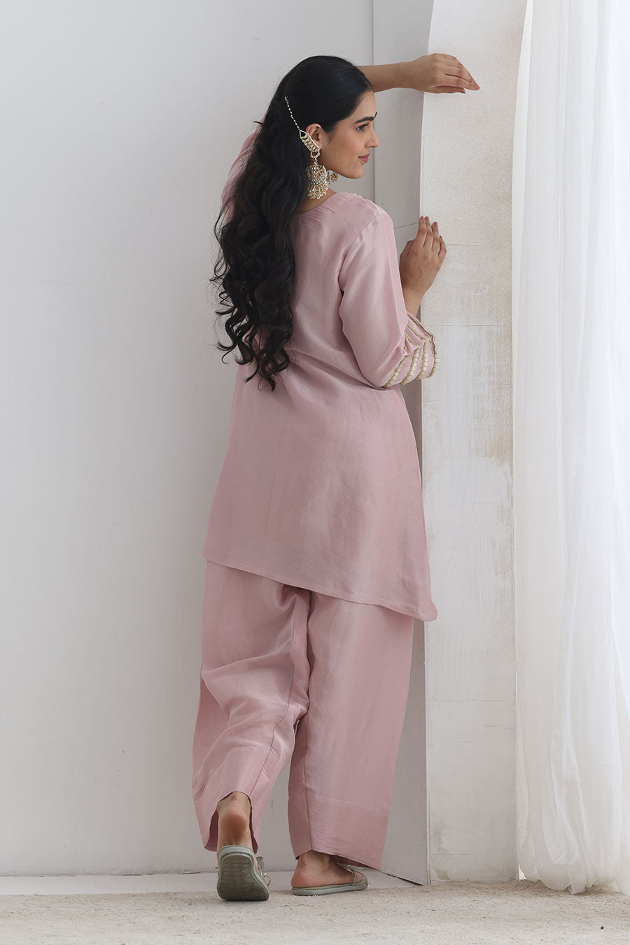Afreen Pink Tissue Embellished Kurta Set