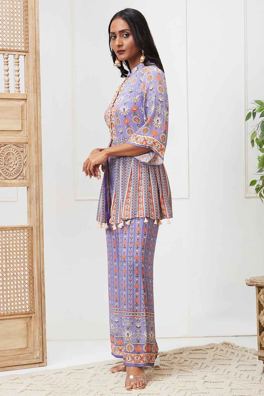 Lavender Tabriz Embroidered Kurta Set