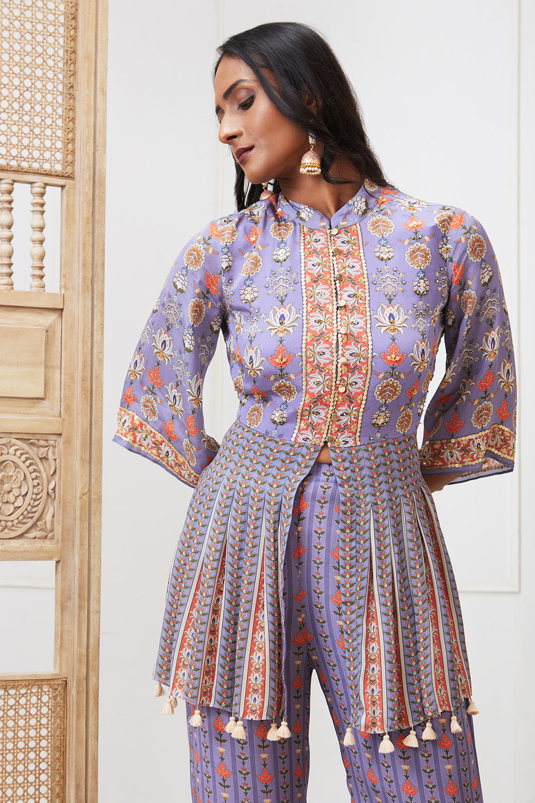 Lavender Tabriz Embroidered Kurta Set