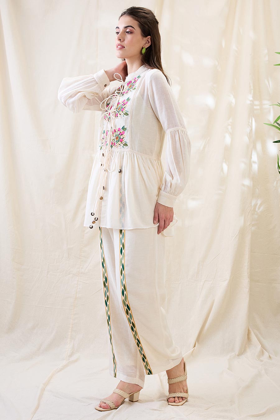 White Linen Gulzaar Applique Co-Ord Set