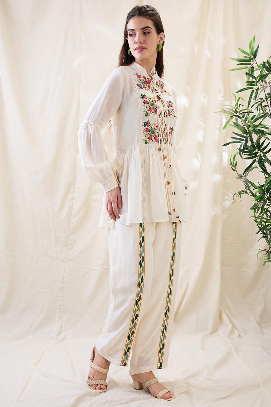 White Linen Gulzaar Applique Co-Ord Set