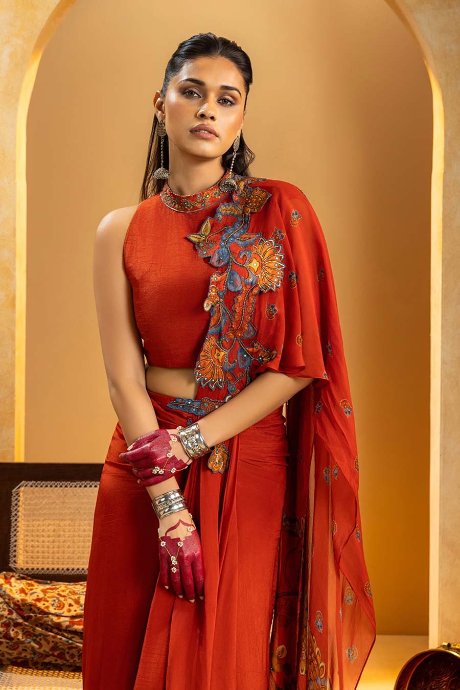 Rangtara Appliqued Pre-Stitched Saree & Blouse Set