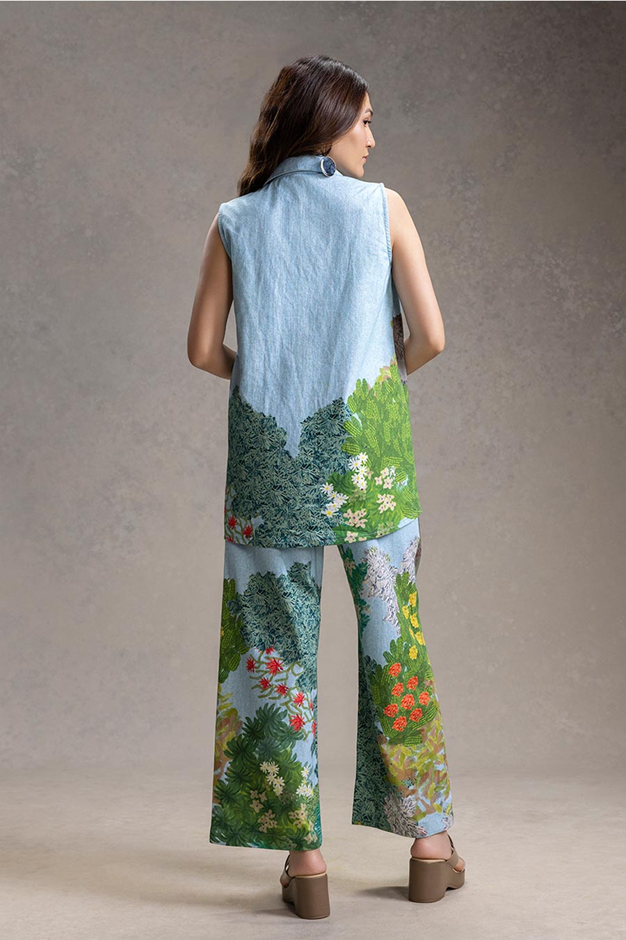 Blue Blume Print Bustier Co-Ord Set With Jacket