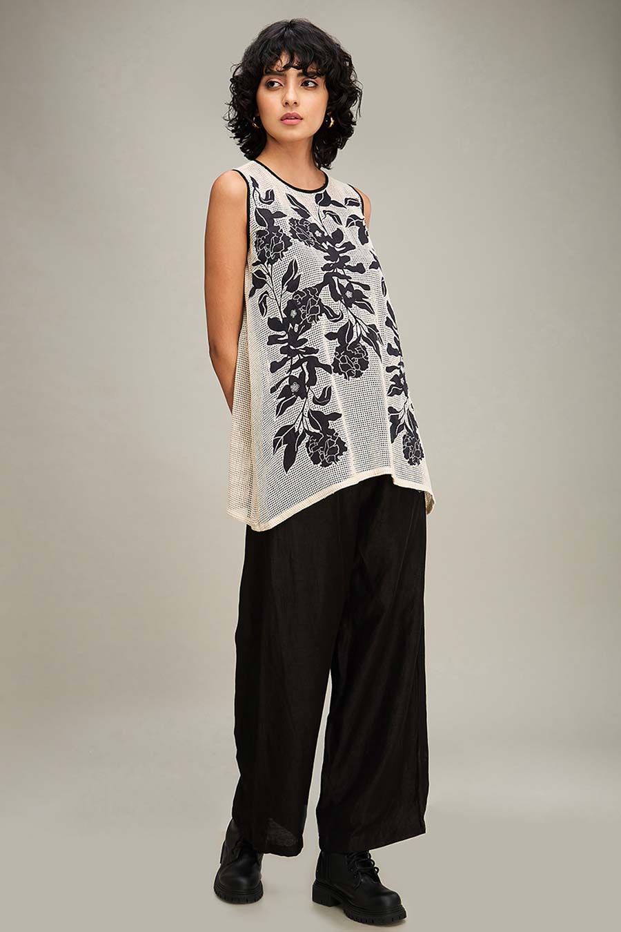 Off-White & Black Zinnia Applique Co-Ord Set