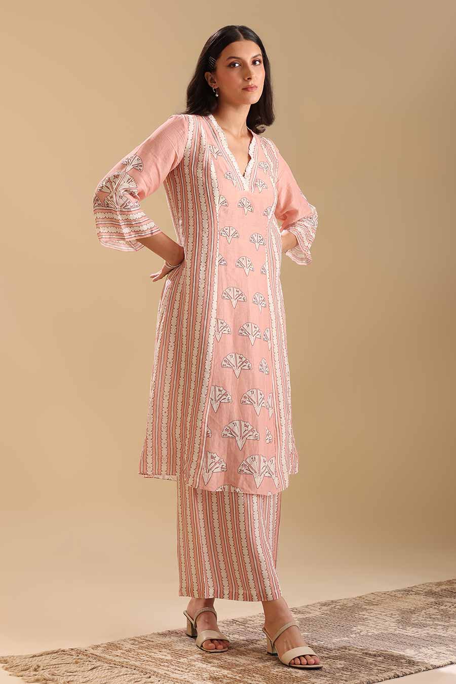 Peach Naqsh Printed Panelled Kurta & Pant Set