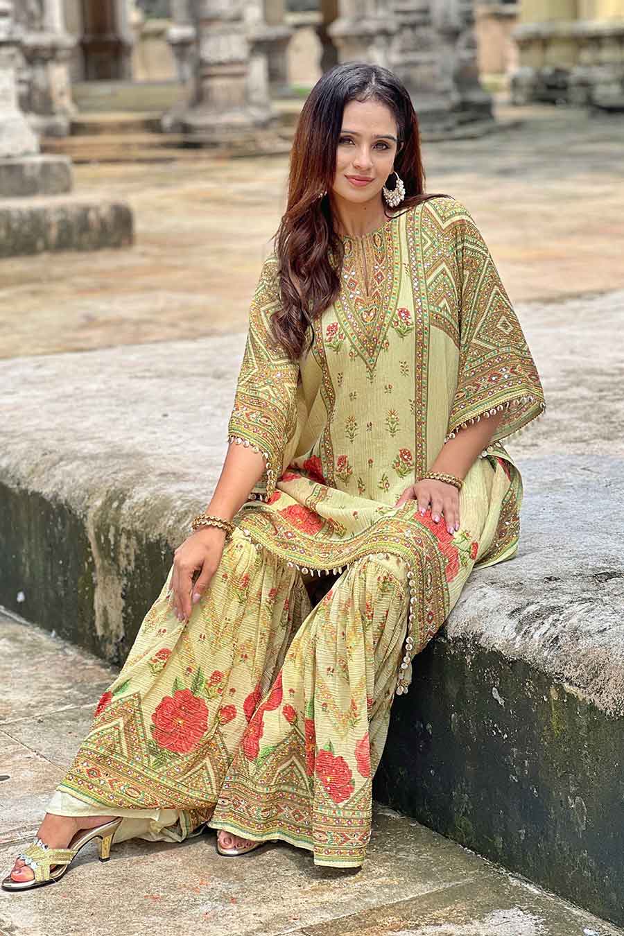 Ivory Khwaab Embellished Kaftan & Gharara Set