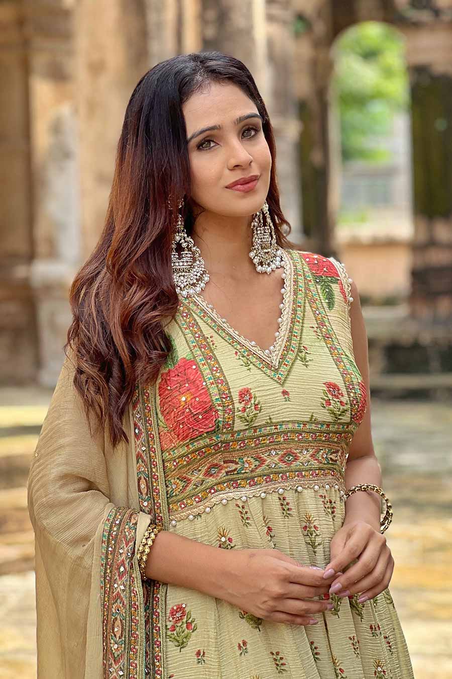 Ivory Khwaab Embellished Anarkali & Dupatta Set