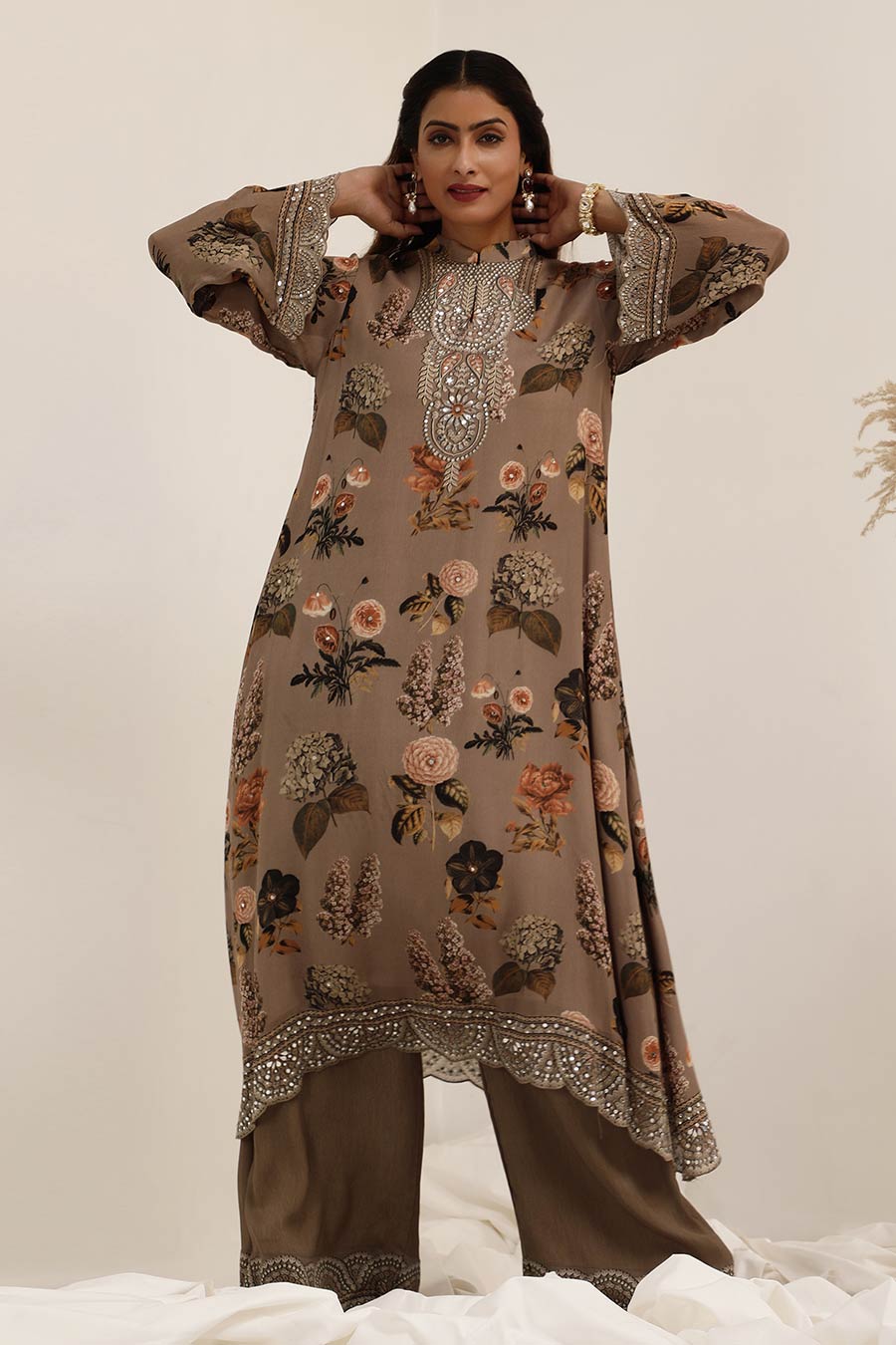 Judge Grey Aaina Embellished A-Line kurta Set