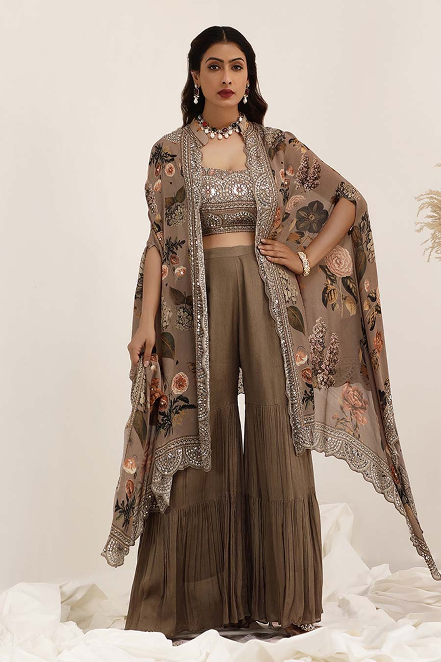 Judge Grey Aaina Embellished Cape Set