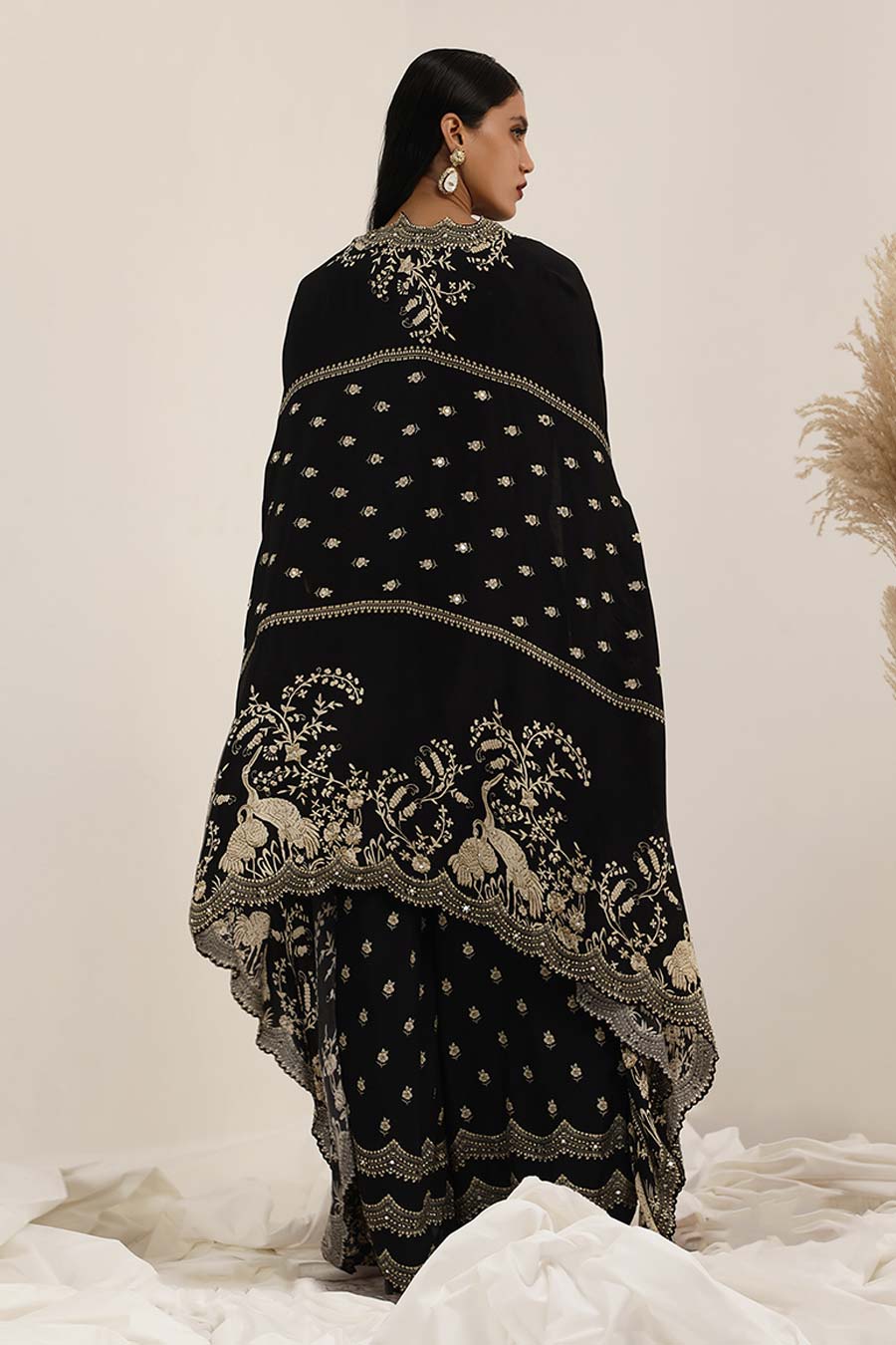 Black Gulshan Embellished Cape Set