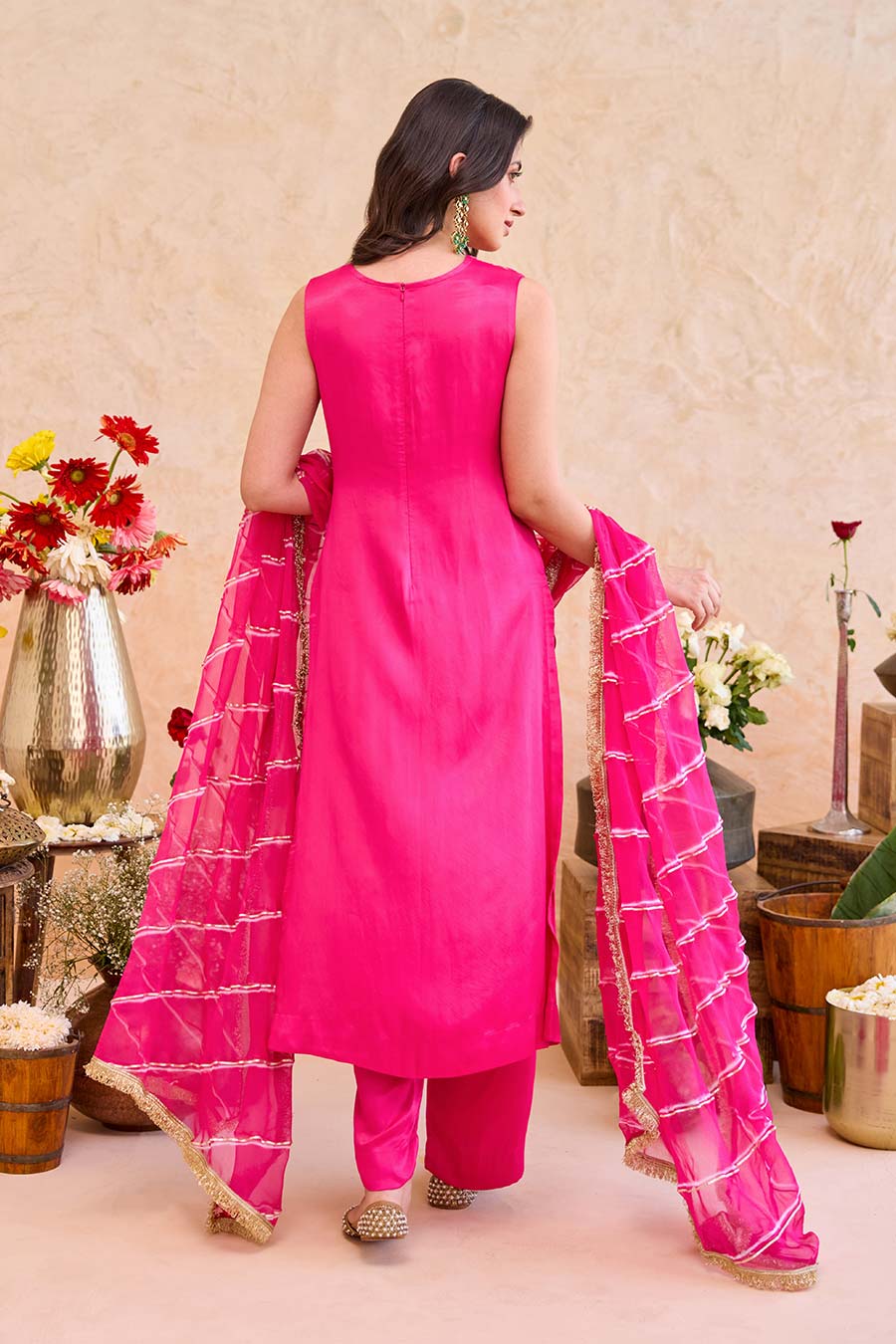 Aarzoo Pink Embroidered Kurta Set