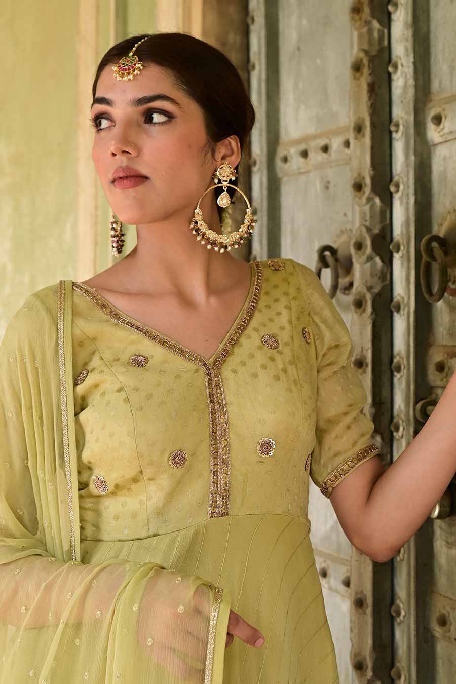 Sada Bahar Green Embroidered Kurta Set