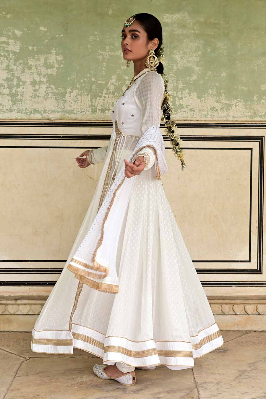 Masakkli White Embroidered Angrakha Set