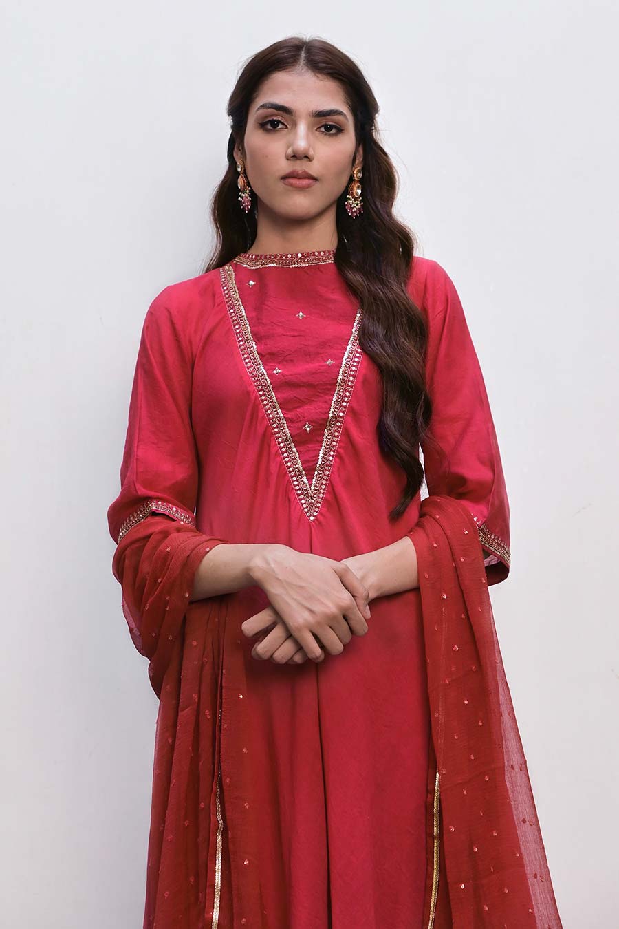 Red Aabroo Kurta Set