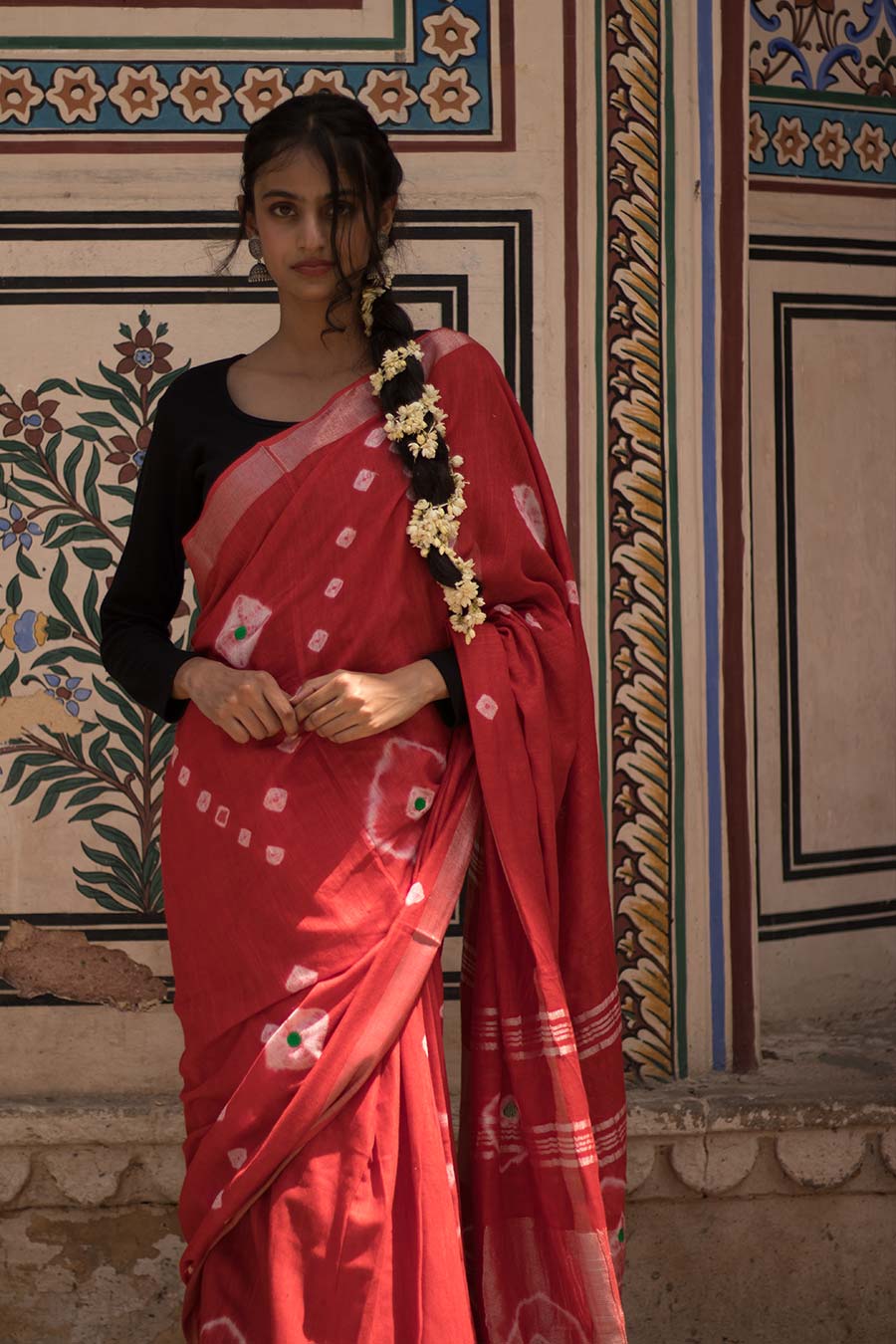 Laalima Red Linen Saree With Unstitched Blouse