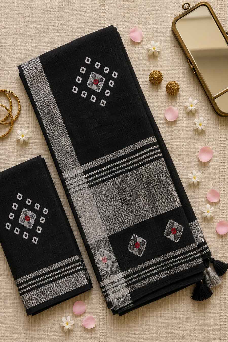 Shyama Black Linen Saree With Unstitched Blouse