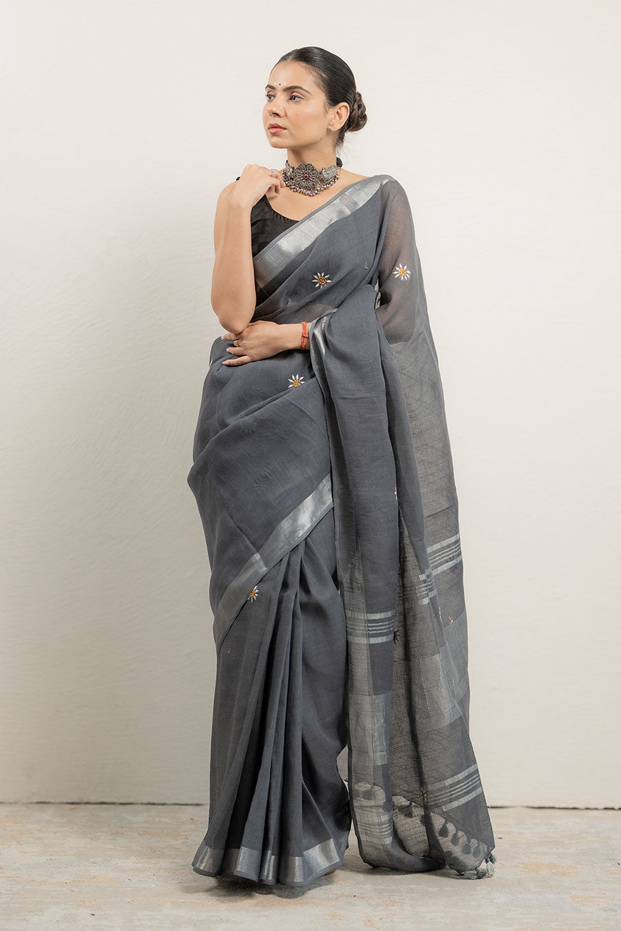 Chandrika Bloom Grey Linen Saree With Unstitched Blouse