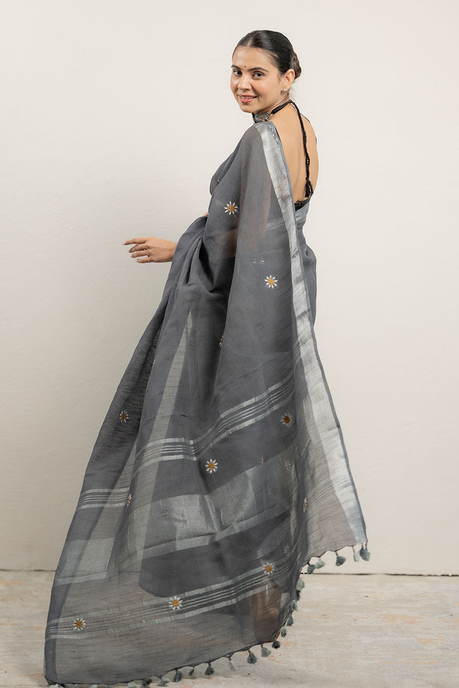 Chandrika Bloom Grey Linen Saree With Unstitched Blouse