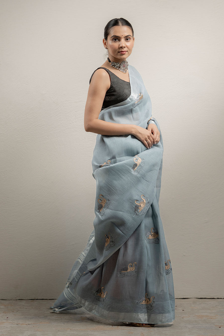 Noor-E-Hans Grey Linen Saree With Unstitched Blouse