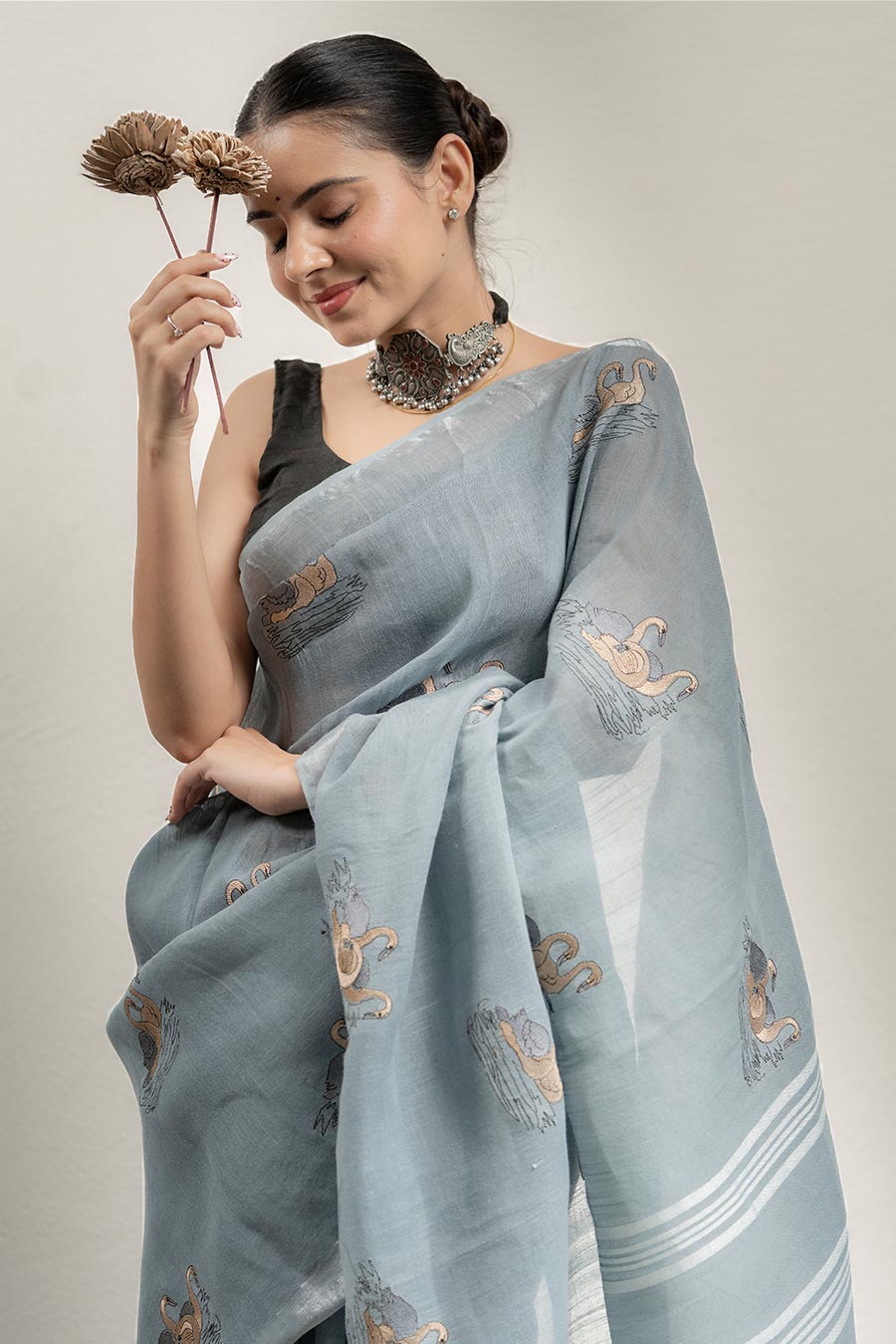 Noor-E-Hans Grey Linen Saree With Unstitched Blouse