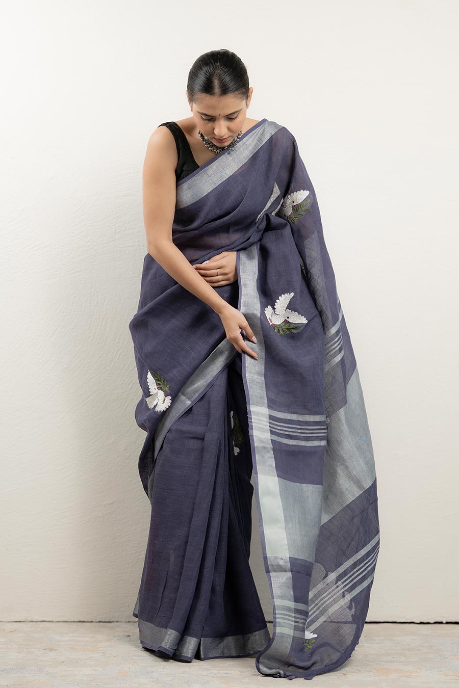 Noor-E-Parinda Purple Linen Saree With Unstitched Blouse