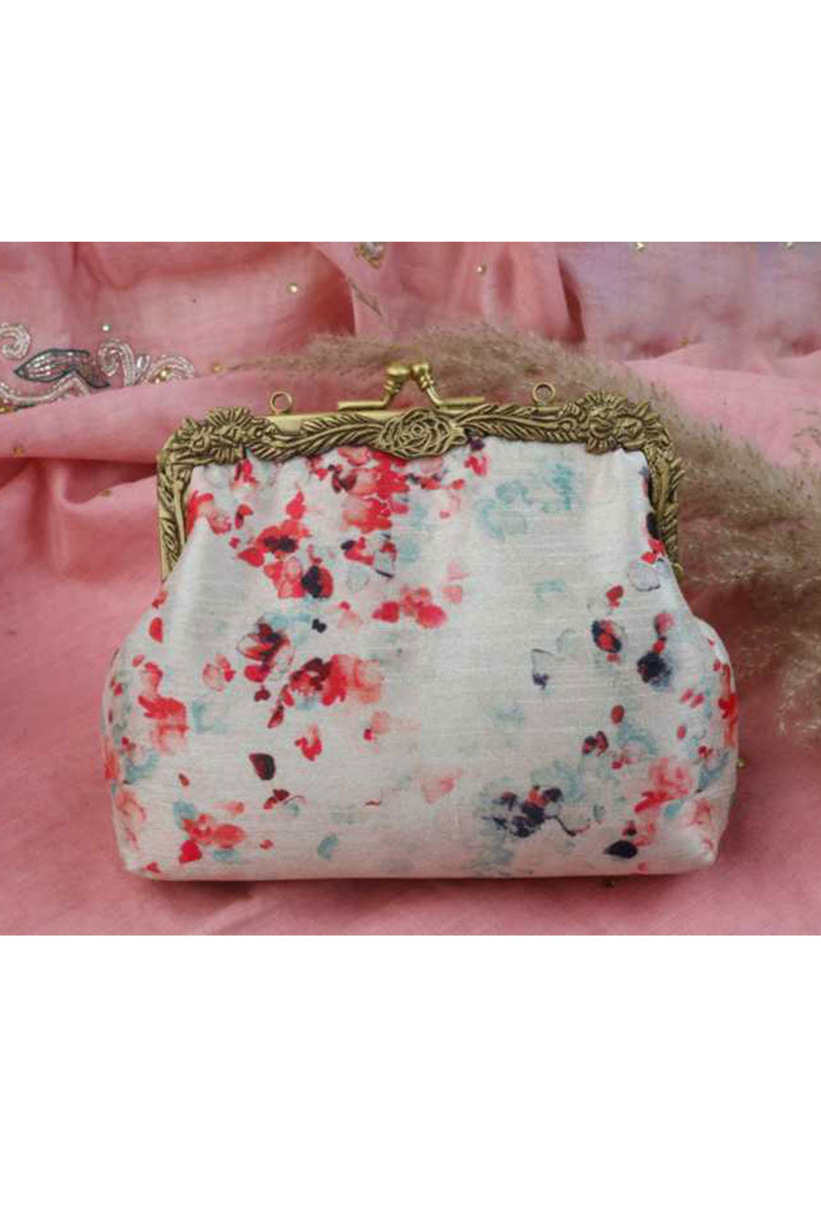 Off-White Chita Printed Clutch