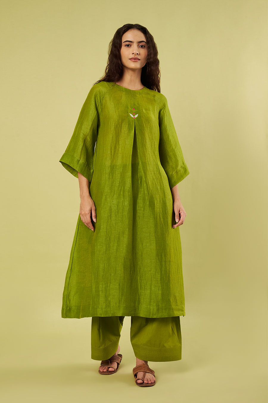 Green Linen Silk Embroidered Kurta & Salwar Set