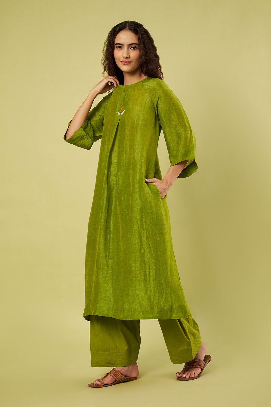 Green Linen Silk Embroidered Kurta & Salwar Set