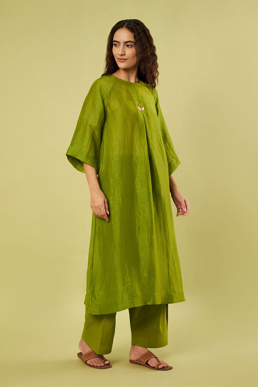 Green Linen Silk Embroidered Kurta & Salwar Set