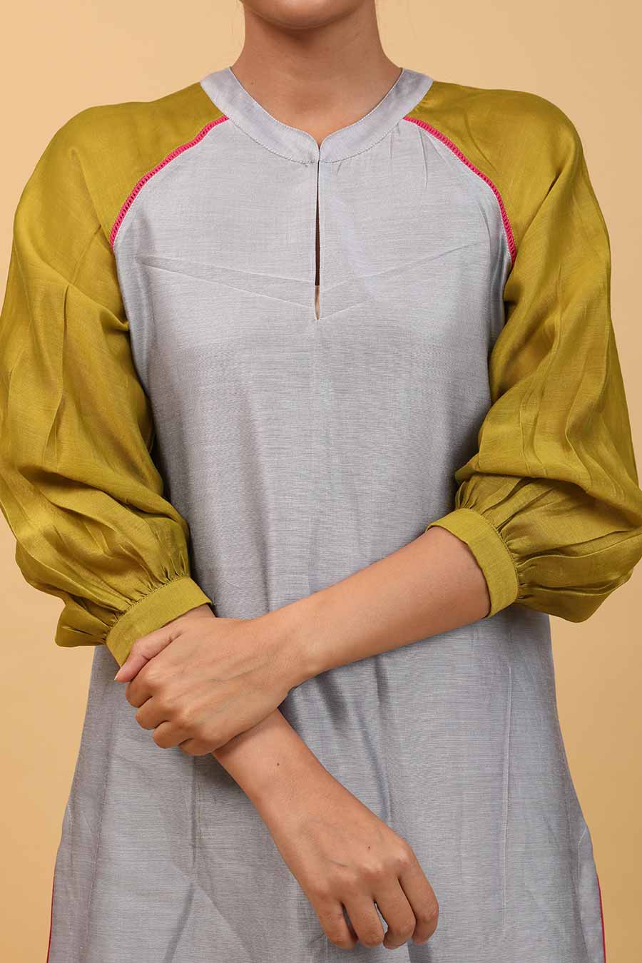 Colour Blocked Raglan Sleeve Kurta & Pant Set