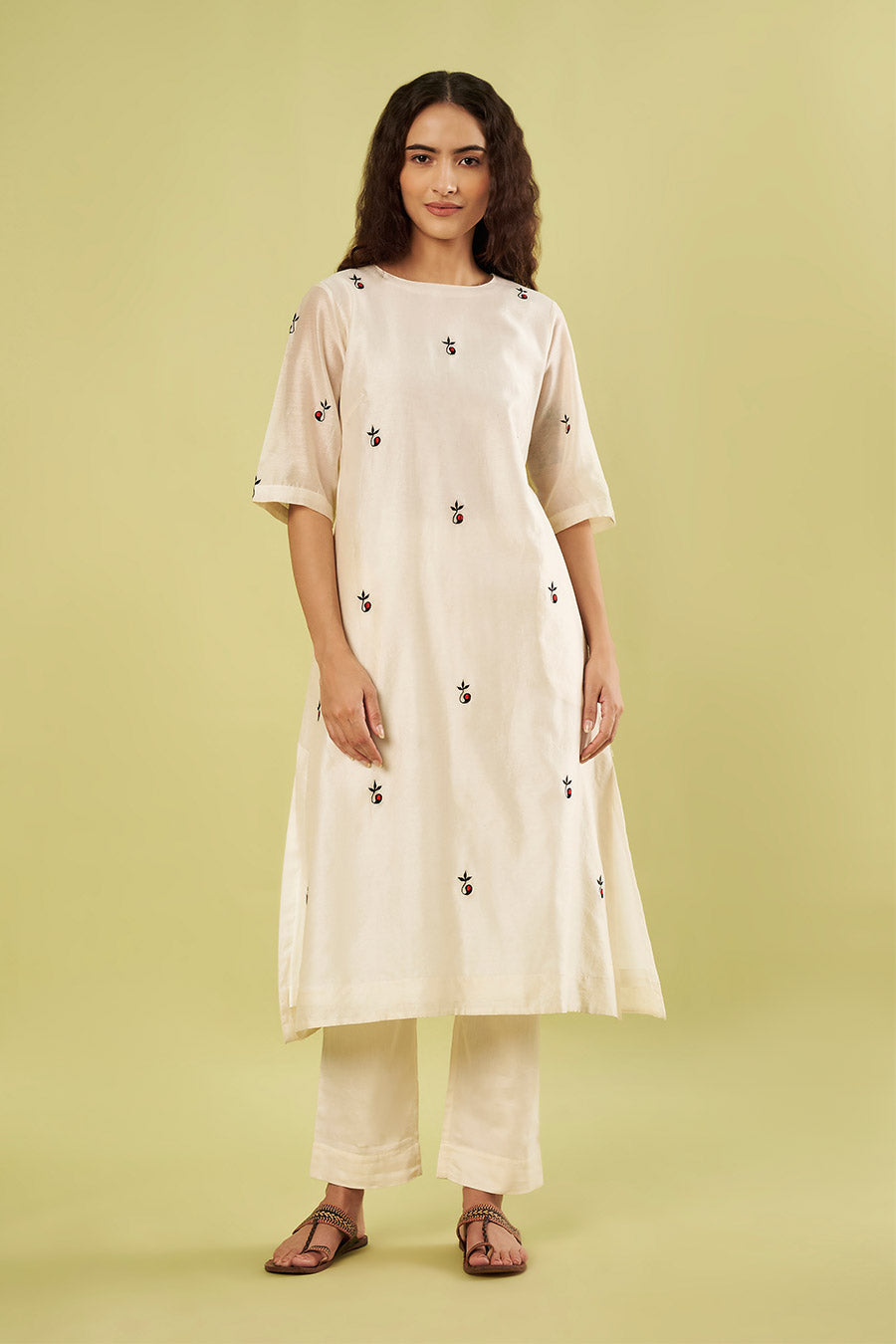 Ivory Chanderi Embroidered Kurta & Pants Set