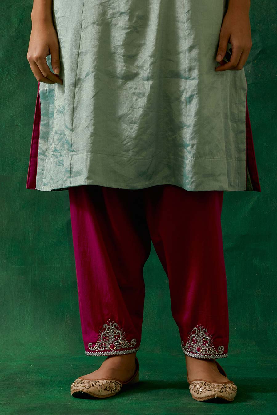 Mint & Pink Panelled A-Line Zari Silk Kurta Set (Set Of 3)