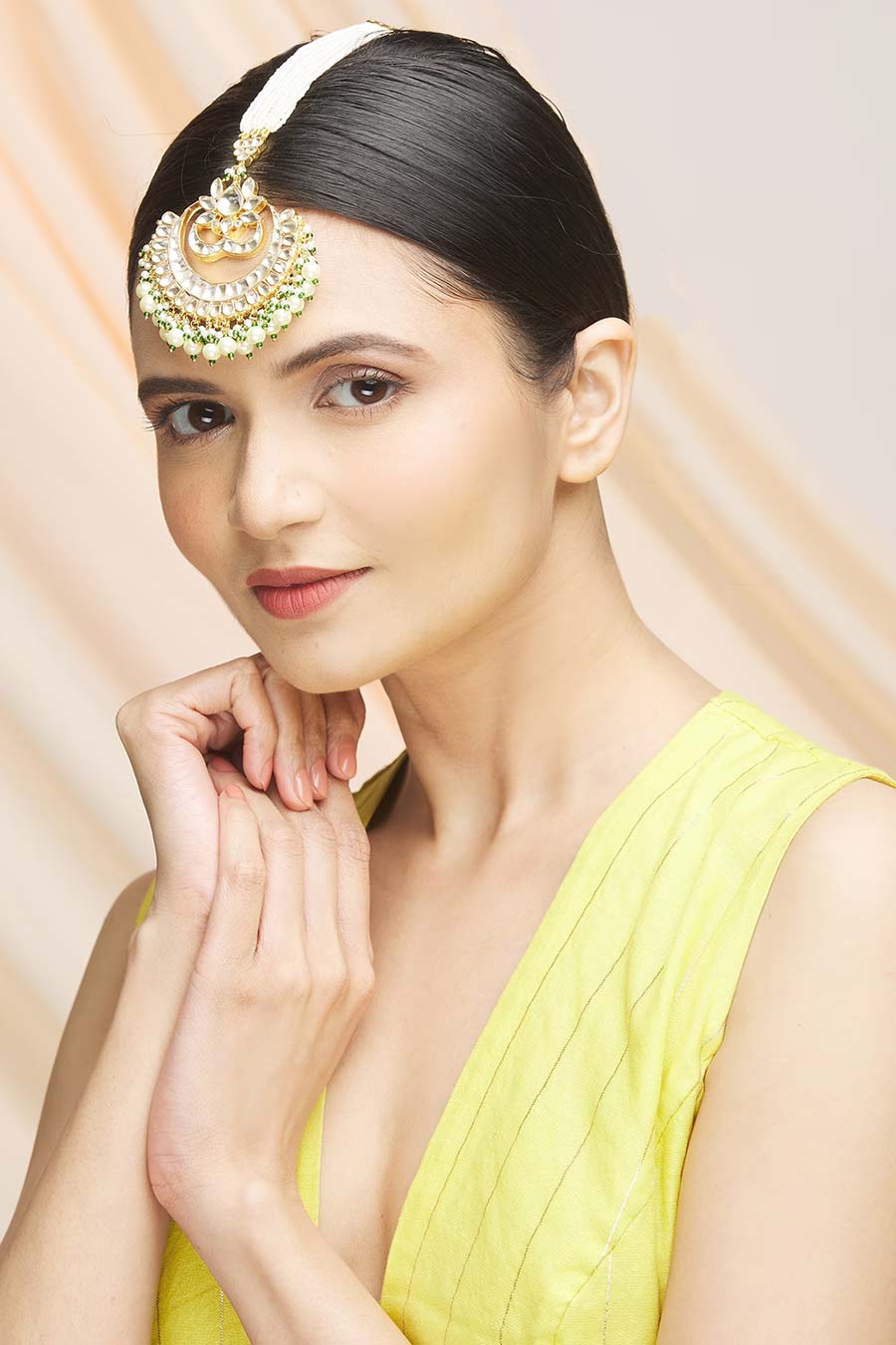 Mint Green Kundan Beaded Mang Teeka