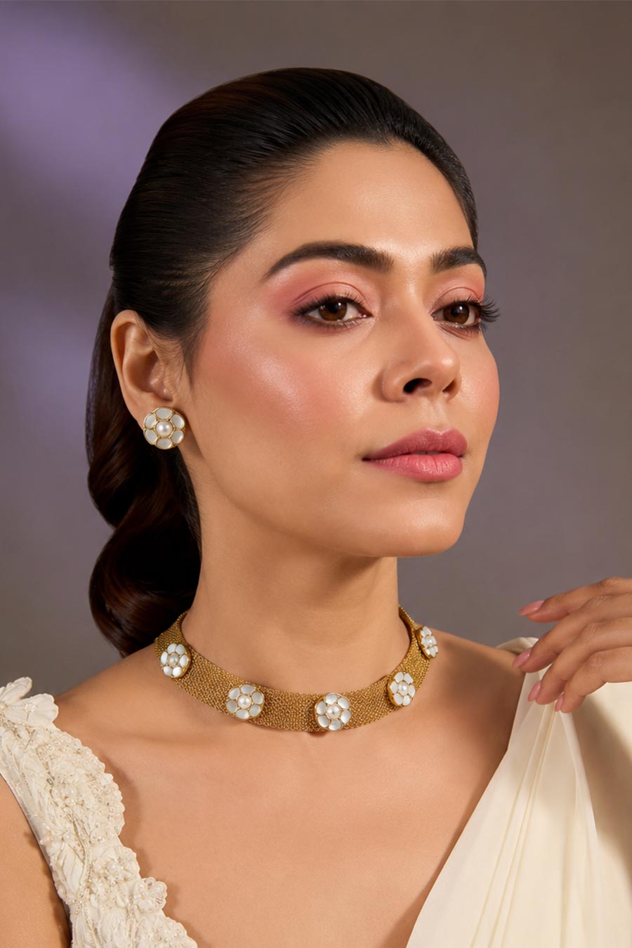 Floral Mesh Choker Necklace & Stud Earrings Set