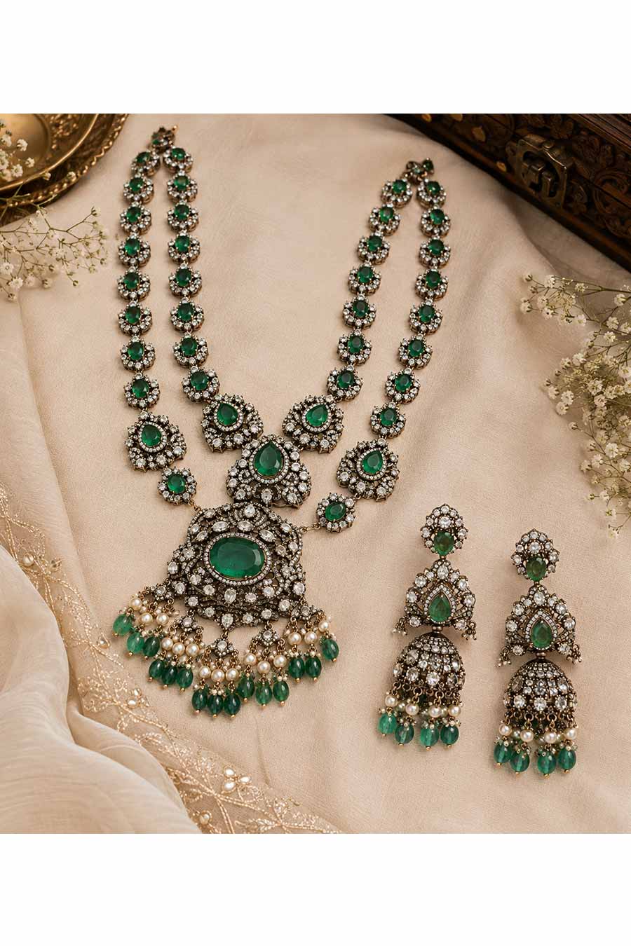 Emerald Polki Two-Layered Necklace & Earrings Set