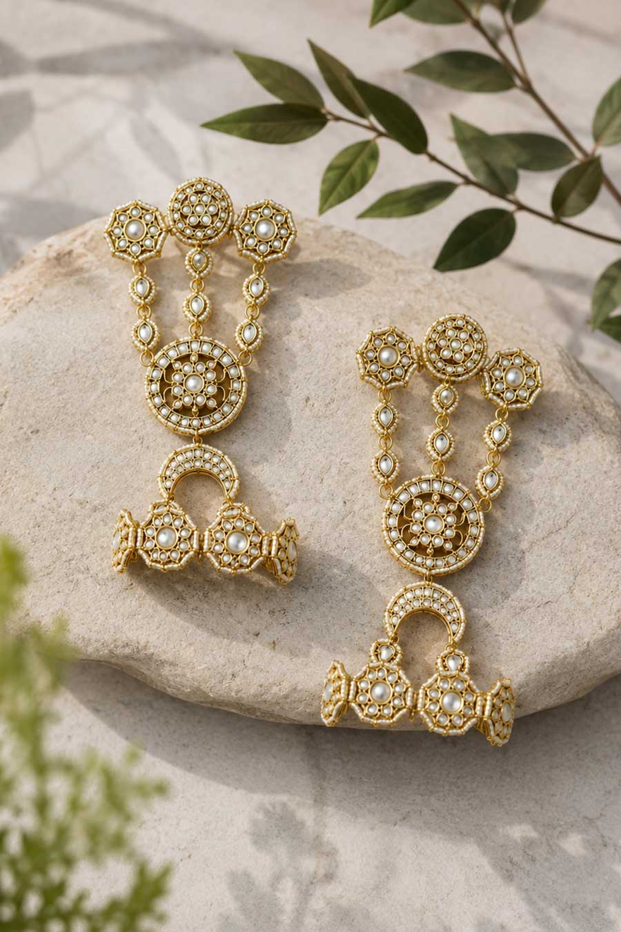 Polki Floral Motifs Bridal Haath Phool Bracelet