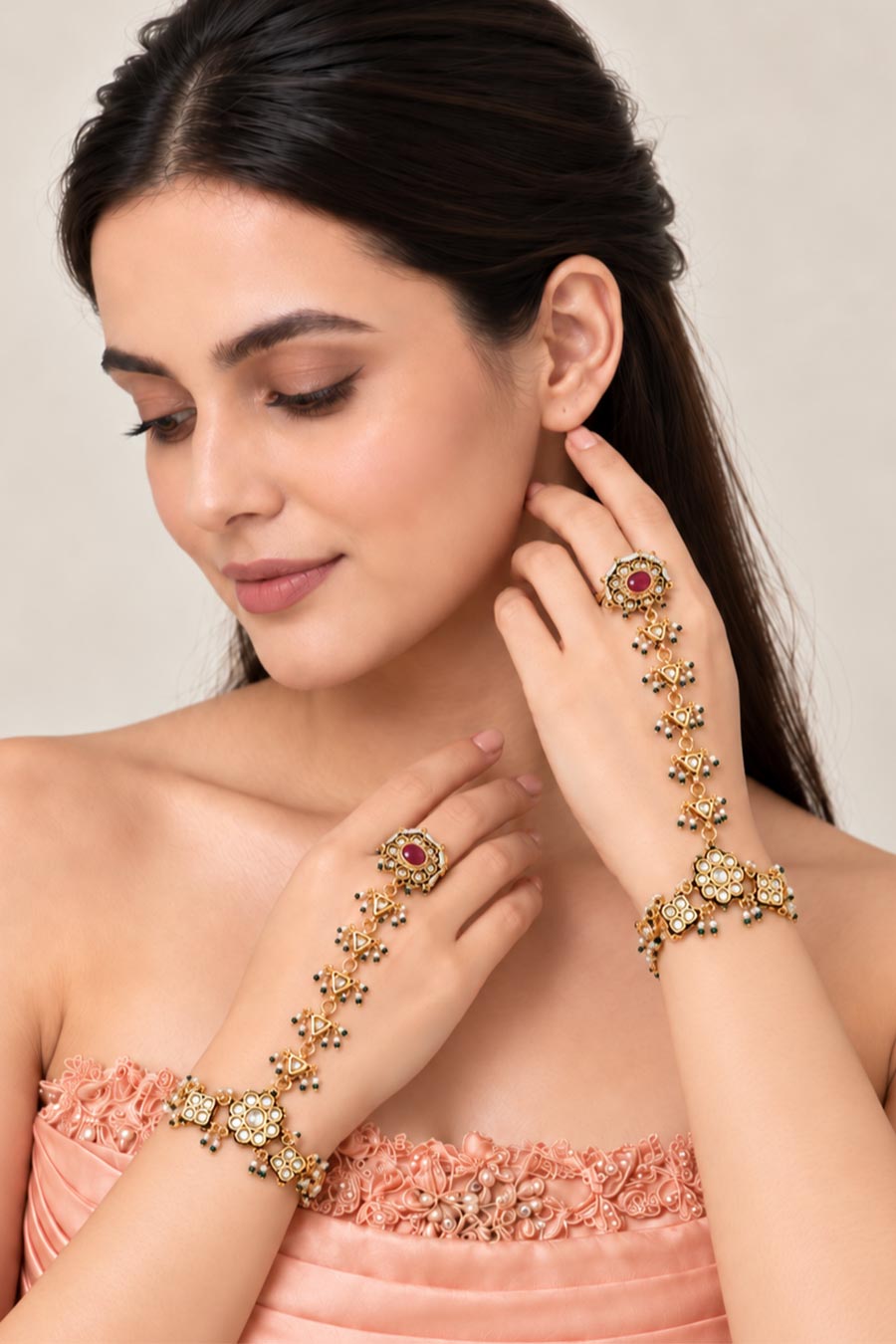 Kundan Pearl Chain Haathphool Set