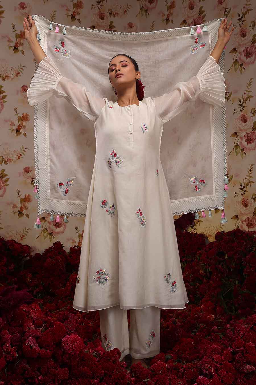 Ivory Chanderi Silk Embroidered Kurta Set with Scarf