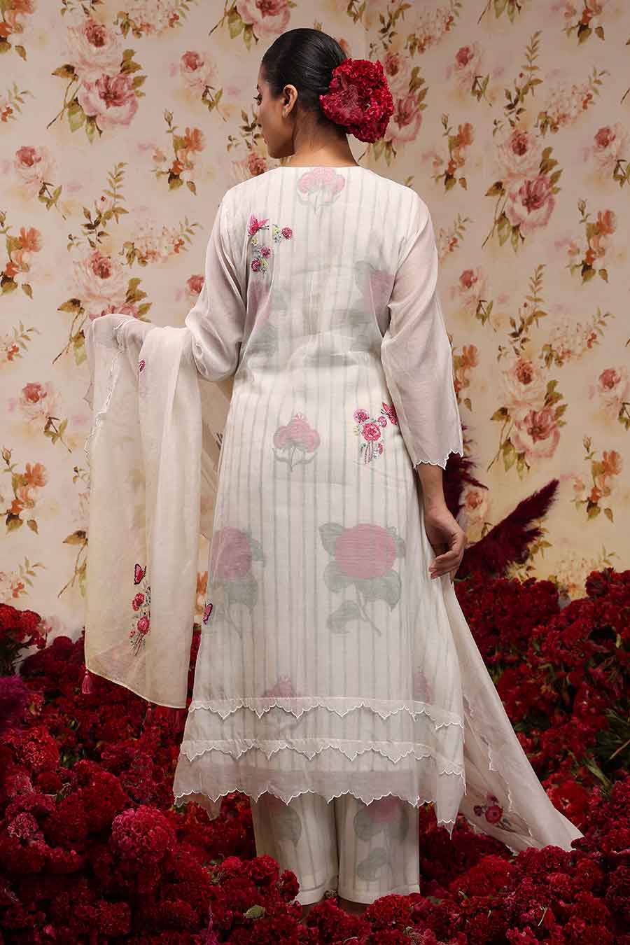 Ivory Chanderi Silk Embroidered Kurta Set