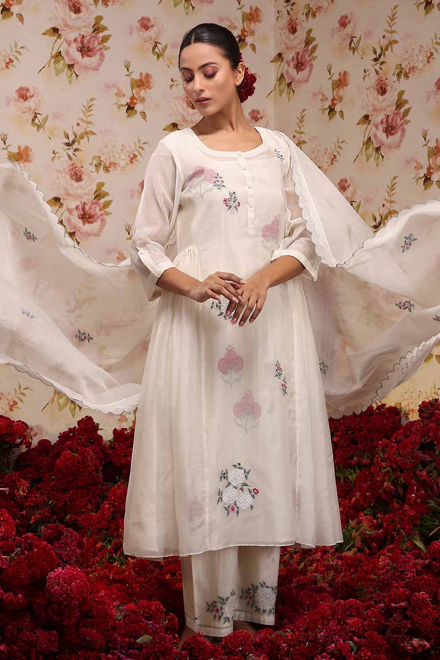 Ivory Chanderi Silk Embroidered Kurta Set