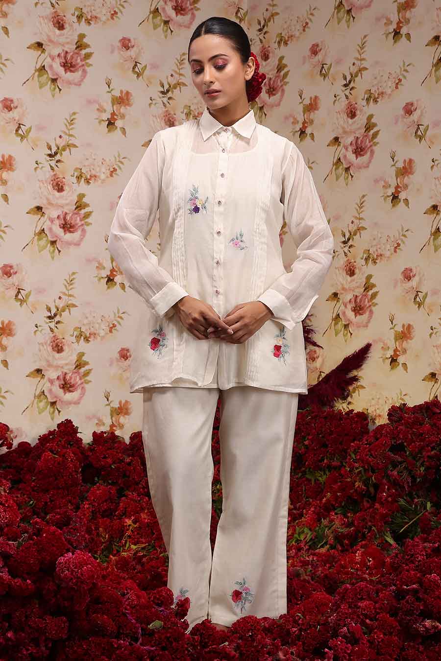 Ivory Chanderi Silk Embroidered Shirt & Pant Set