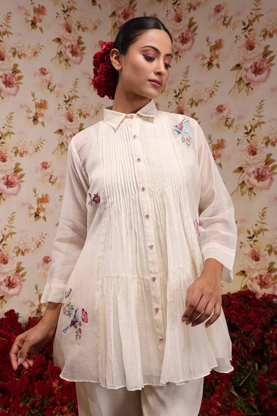 Ivory Chanderi Silk Embroidered Shirt & Pant Set