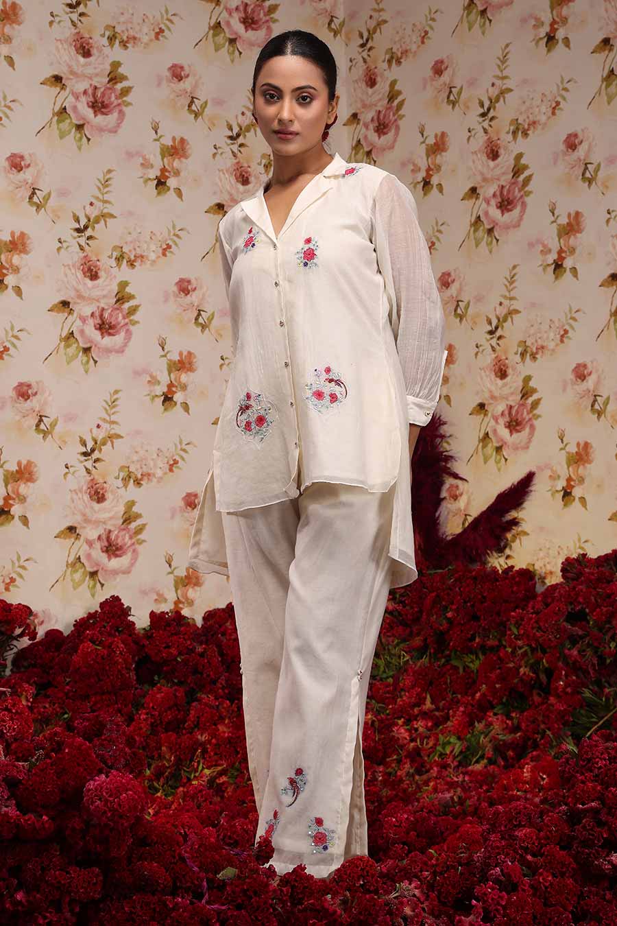 Ivory Chanderi Silk Embroidered Shirt & Pant Set