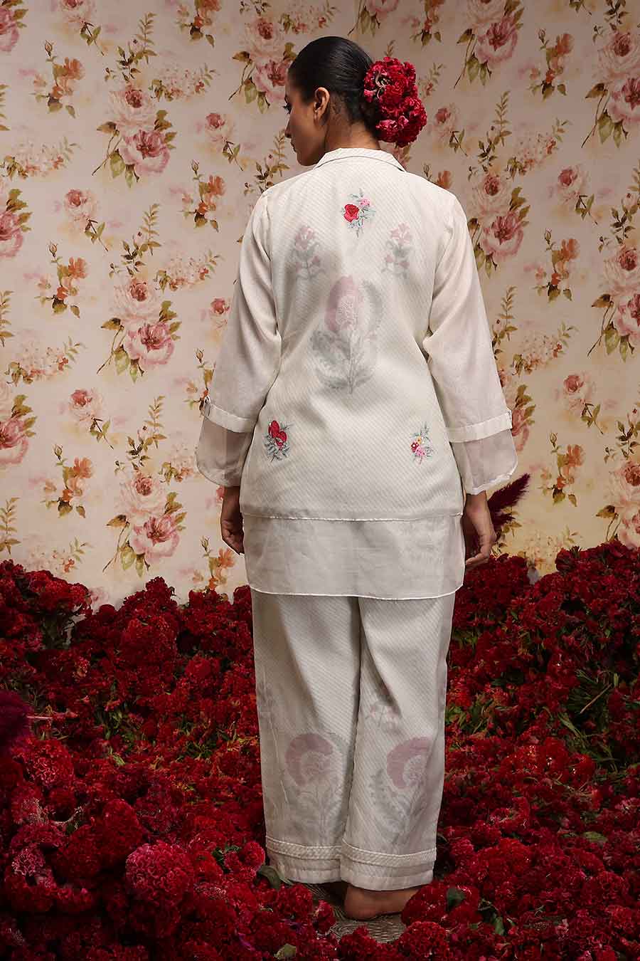 Ivory Chanderi Silk Co-Ord Set With Jacket (3 Pc)