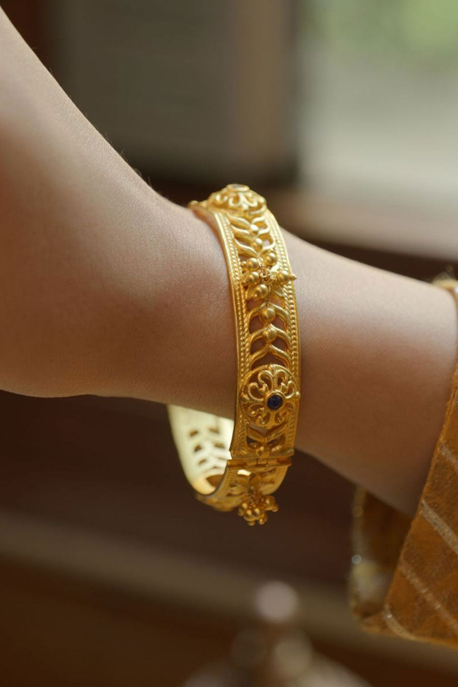 Gulzaar 22kt Gold Plated Kada Bangle