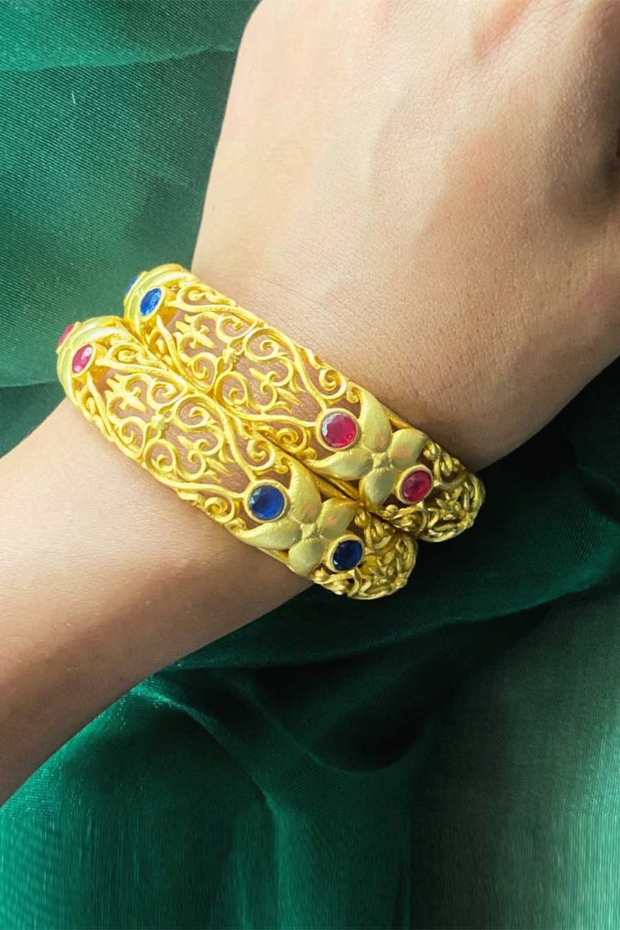 Delicate Grace Kada Bangle